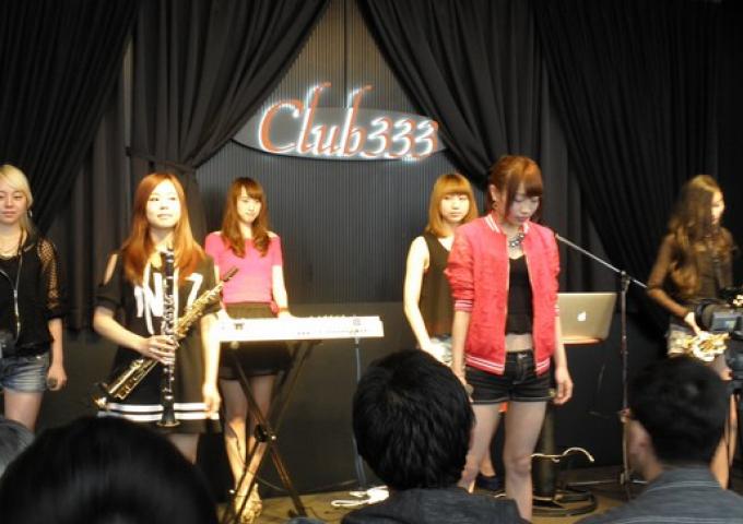 C-ON classic, japansk pigegruppe